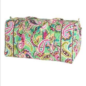 NWOT VERA BRADLEY TUTTI FRUTTI LARGE DUFFEL